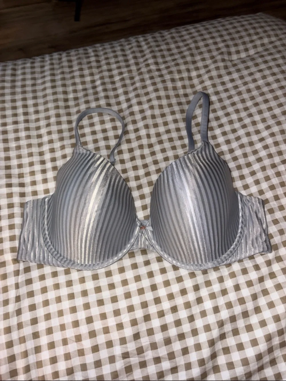 Victoria Secret Bra - Picture 2 of 4